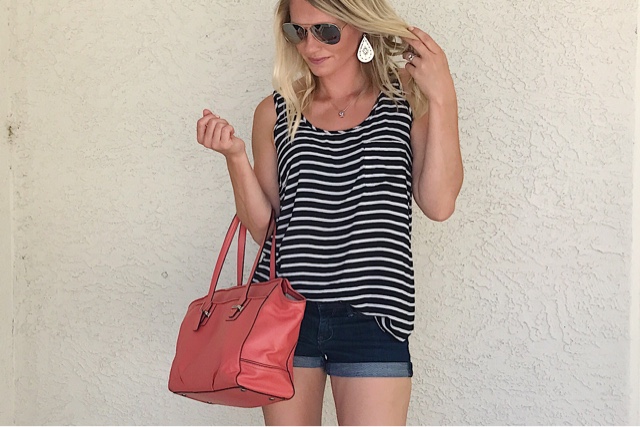 Thrifty Wife, Happy Life || summer look with colorful purse