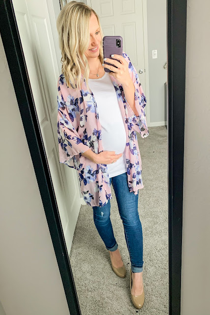 Maternity outfit with a kimono