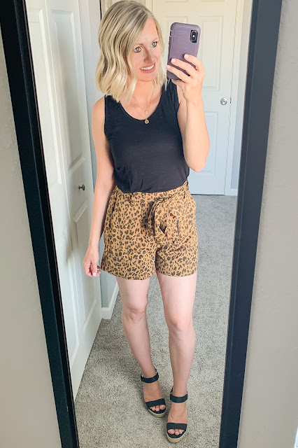 Leopard paper bag shorts summer outfit