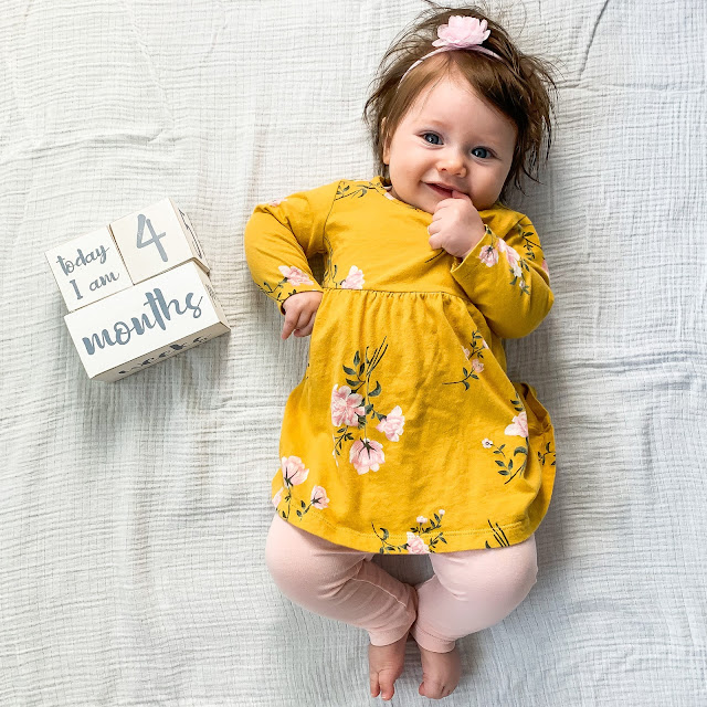 4 month baby monthly photo #monthlyphoto