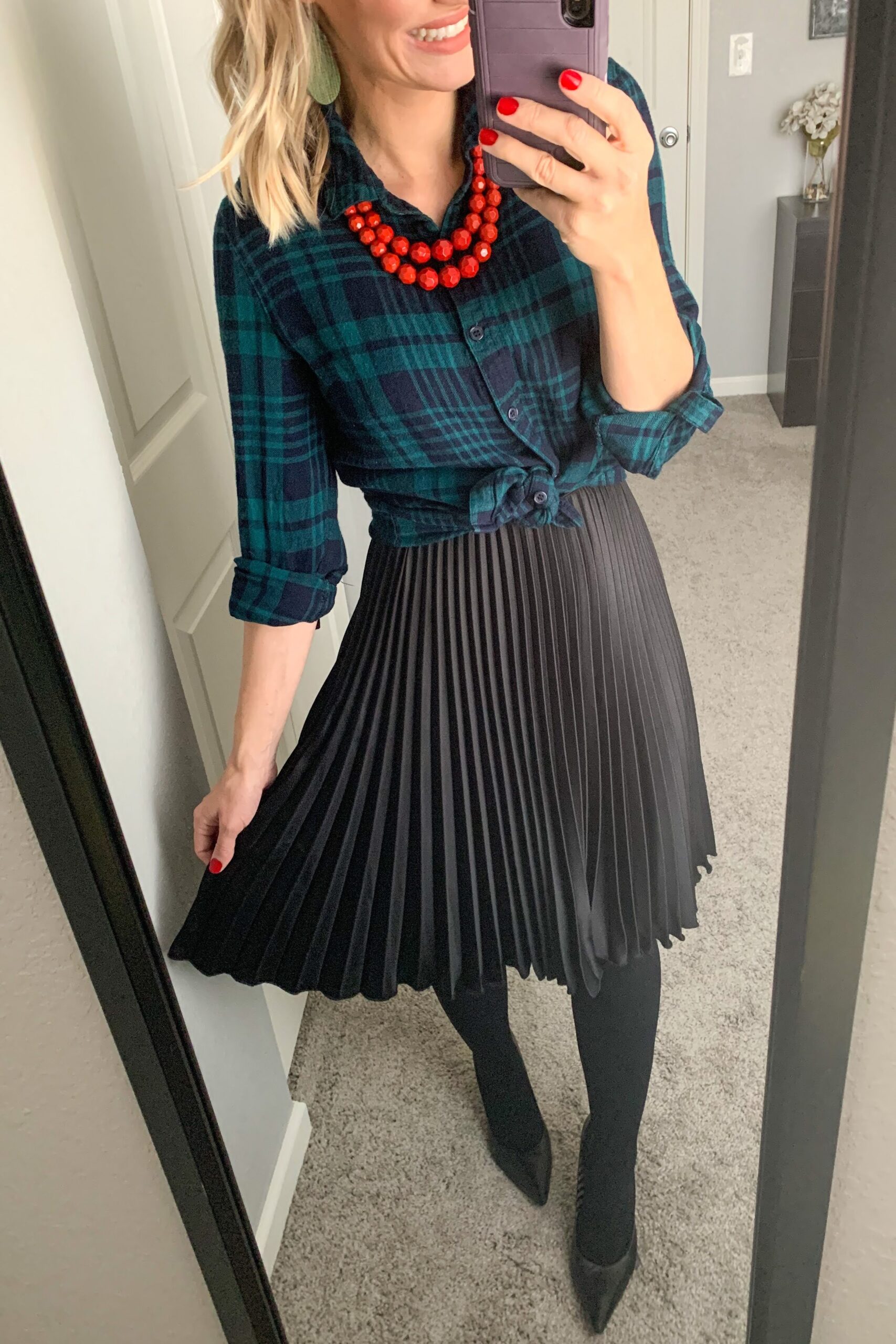 Christmas Party Outfit Ideas - Thrifty Wife Happy Life