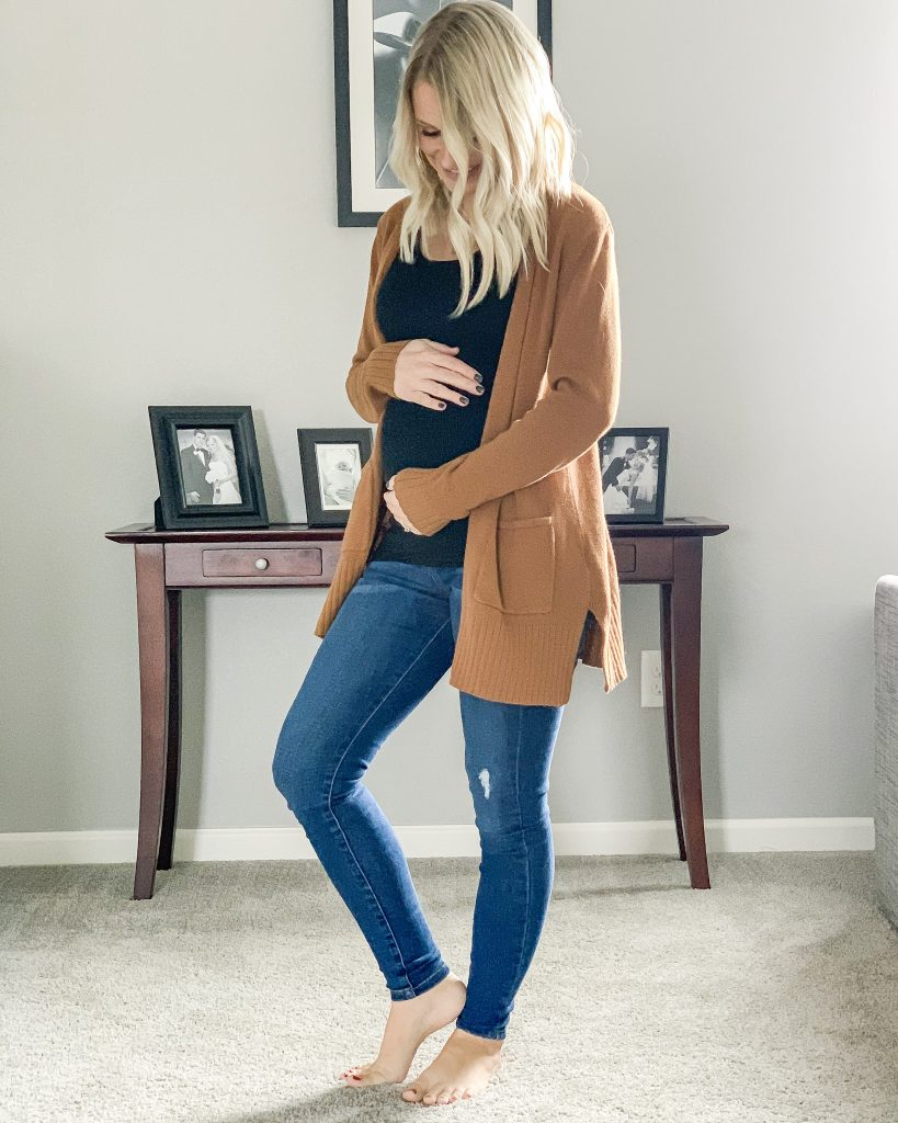 Essential maternity clothes: Maternity jeans