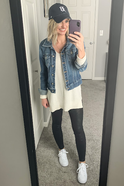 How to Wear White Sneakers || Affordable Mom-friendly outfit ideas