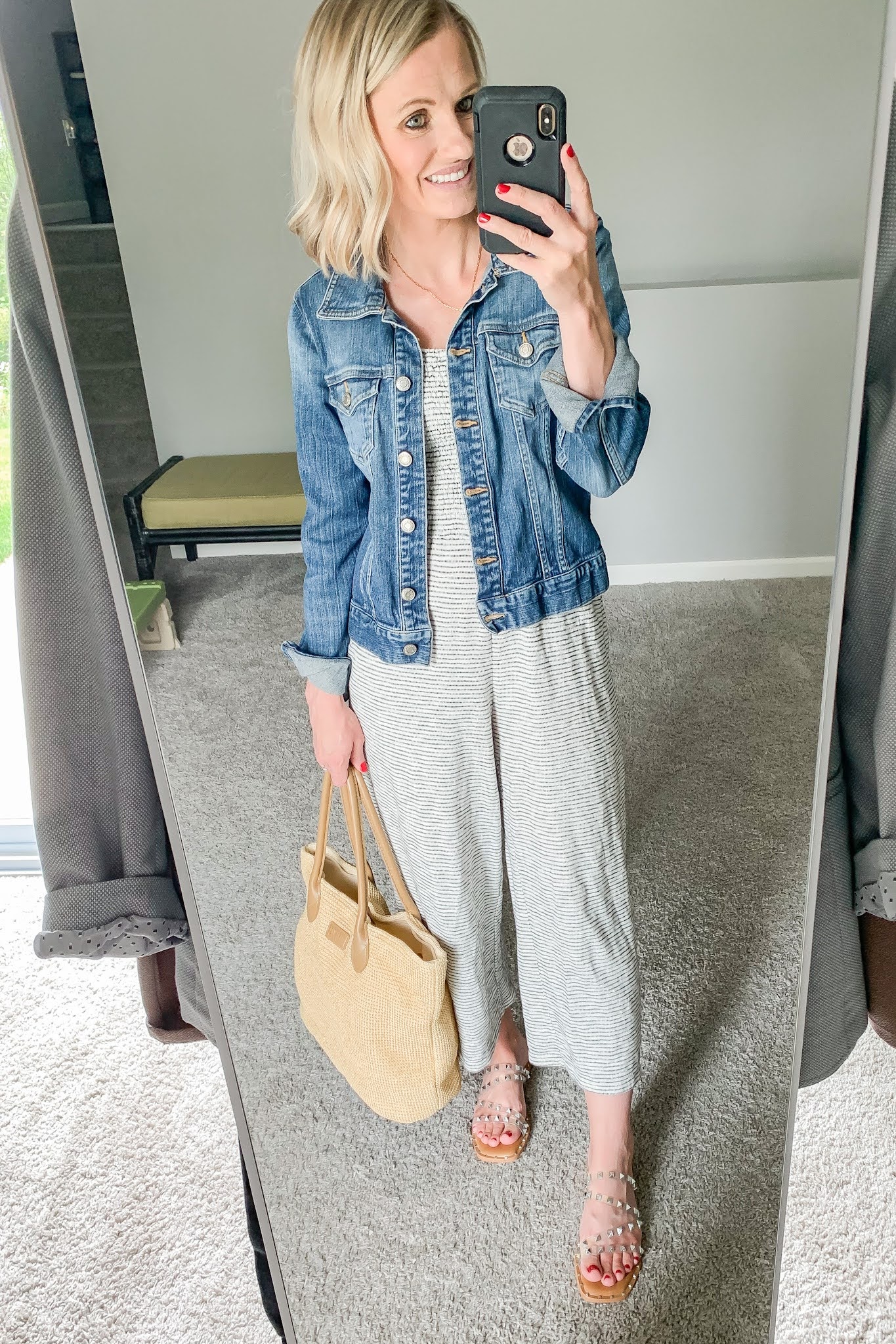 Affordable Girls Trip Outfit Ideas by Destination - Thrifty Wife