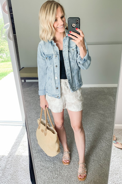 Travel Outfit Ideas from a Pilot's Wife