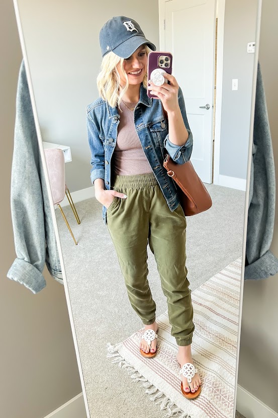 Cute and casual outfits for running errands