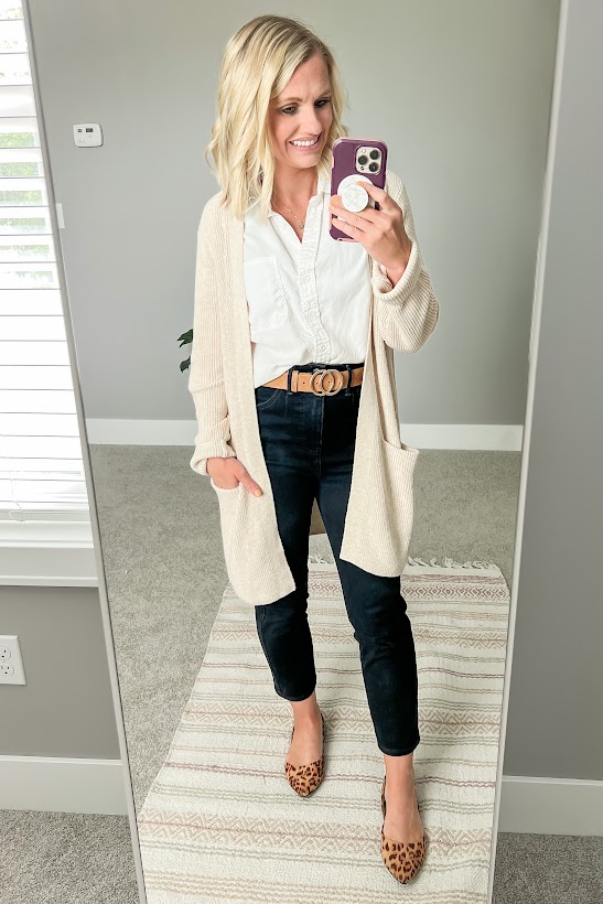 Fun Fall Teacher Wardrobe Capsule: 15 Pieces, 20 Outfits - Thrifty Wife  Happy Life