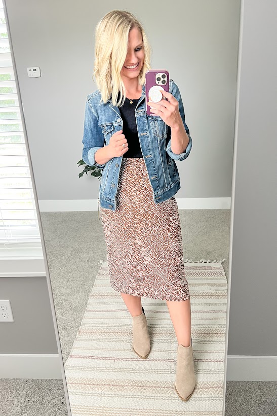 Pencil skirt and jean jacket
