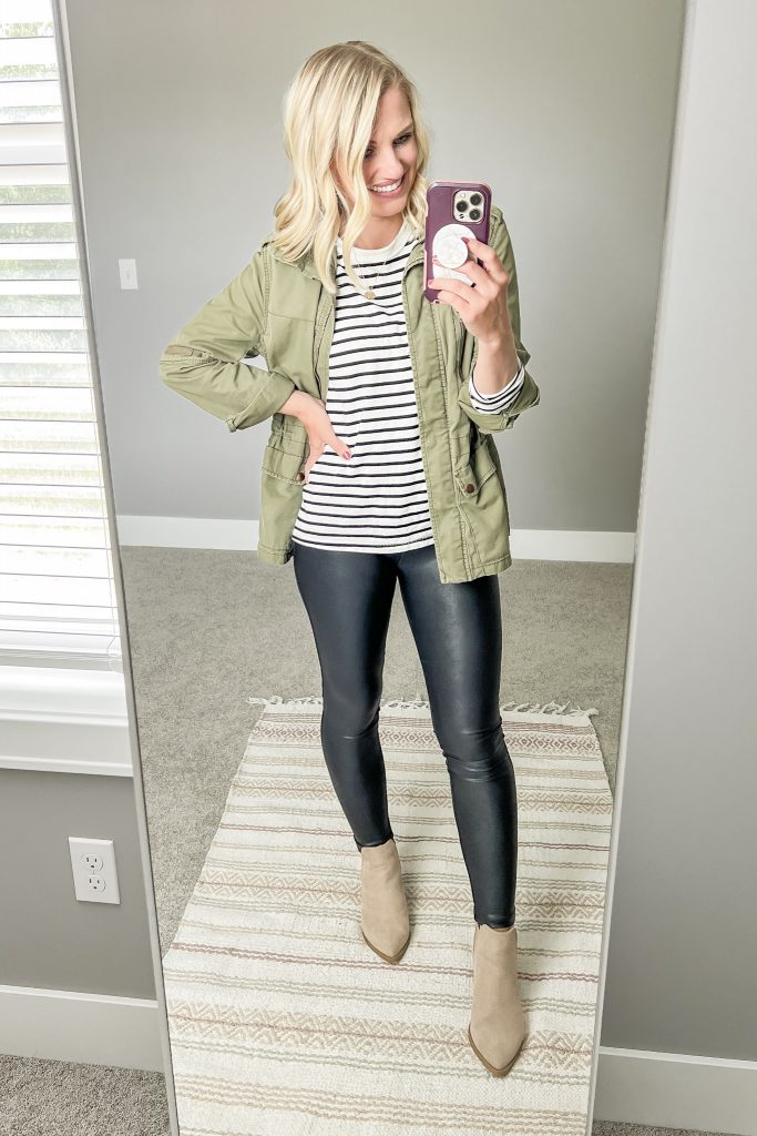 The Ultimate Mom Wardrobe Capsule: 15 Piece, 20 Outfits - Thrifty