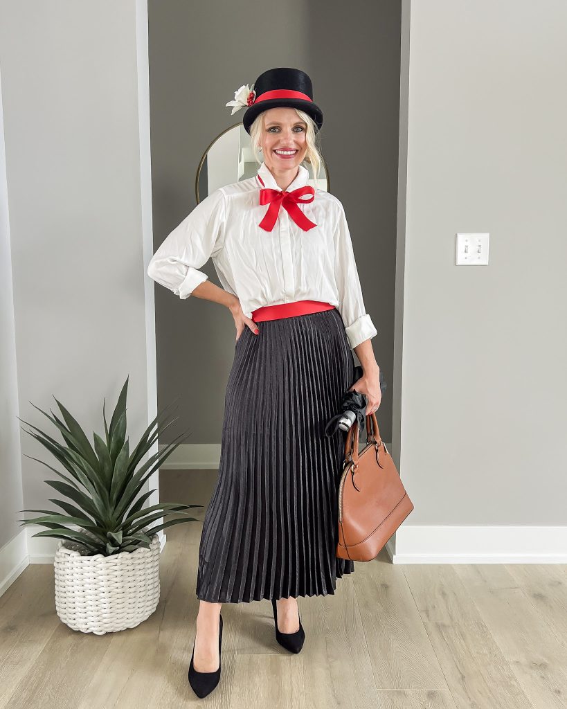 Easy DIY Halloween Mary Poppins costume