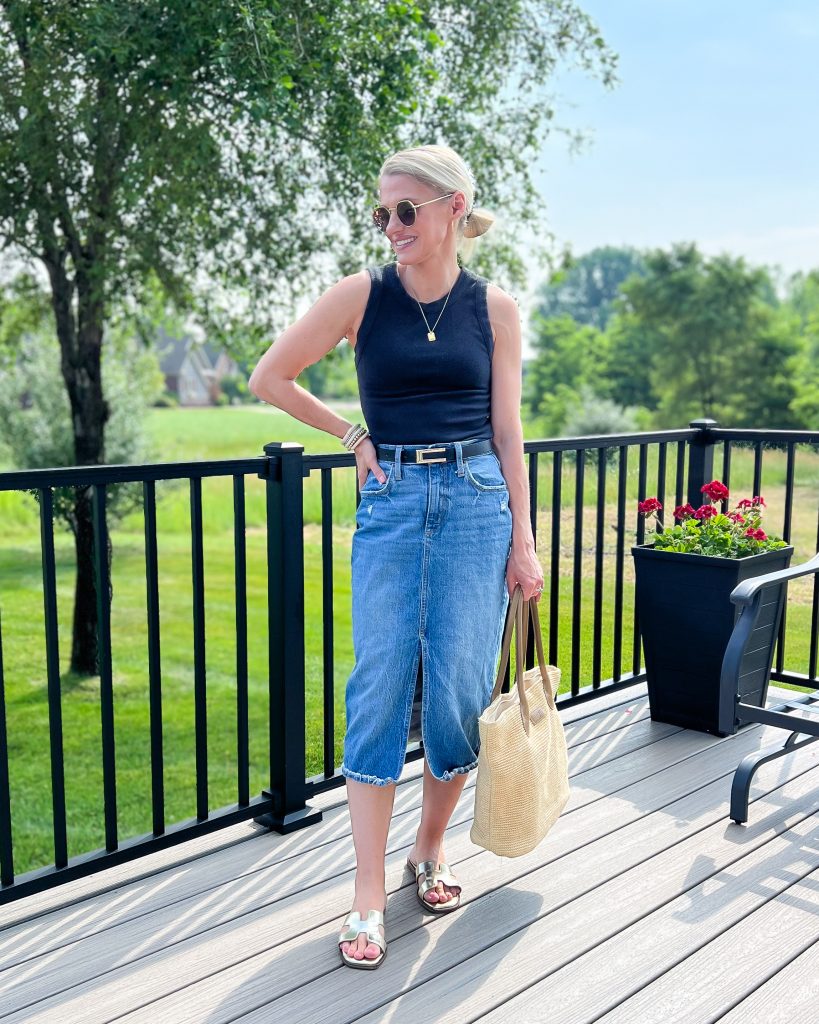 mom outfit for summer denim midi shirt and black tank