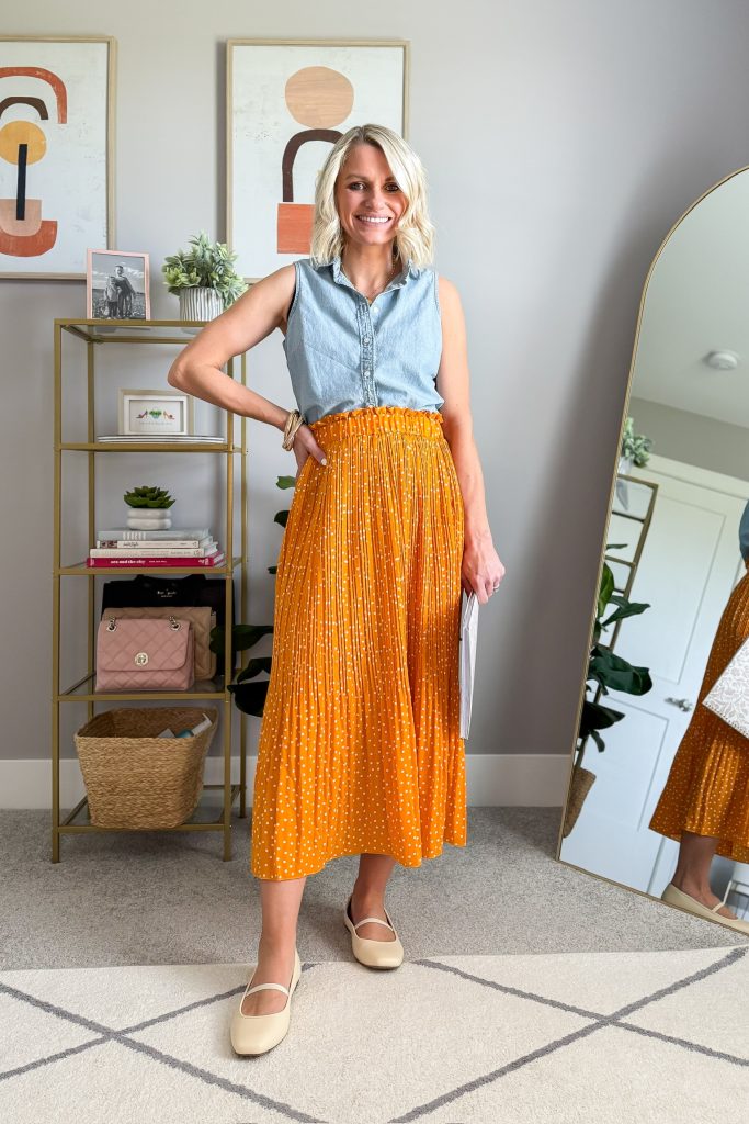 spring teacher outfit yellow midi skirt and sleeveless chambray top